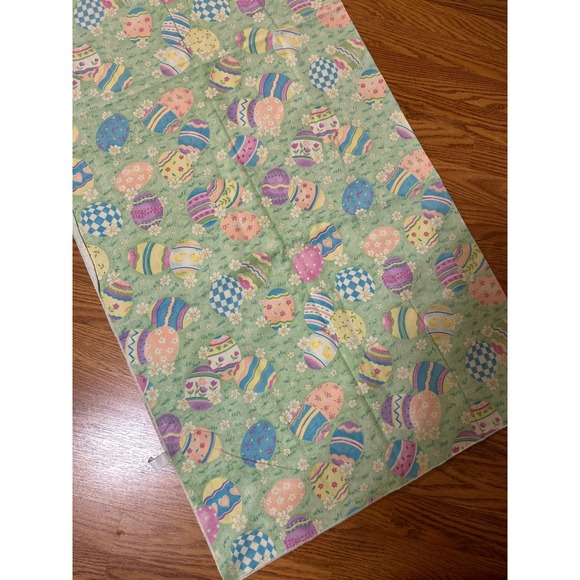 Vintage Easter Table Cloth Green Pastel Eggs Spring Holiday Decoration - Picture 1 of 5